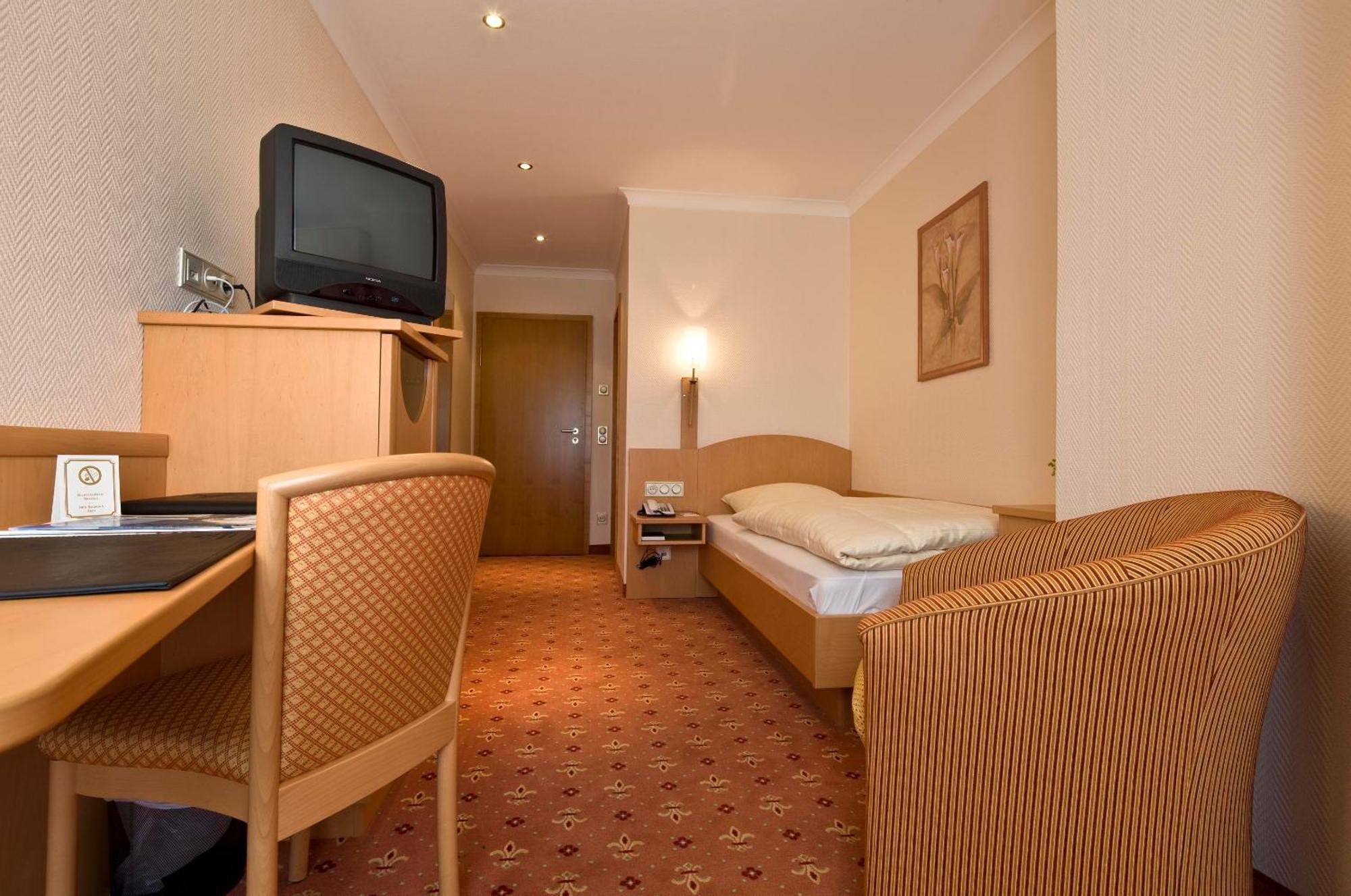 Germanenhof Hotel Sandebeck Bagian luar foto